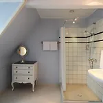 Manor House 호텔 4*