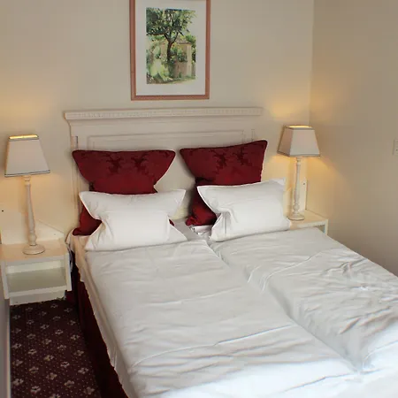 Hotel Manor House 4*