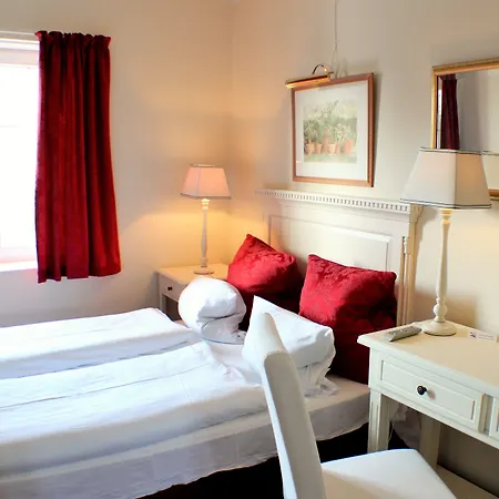 Manor House Hotel