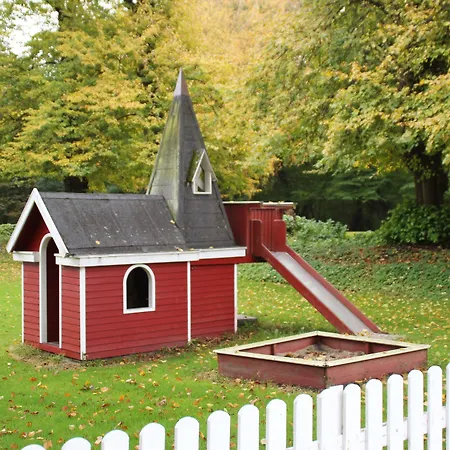 Szálloda Manor House 4*