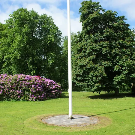 Manor House Hotel 4*