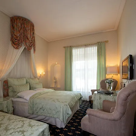 Manor House Store Restrup