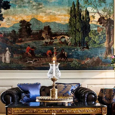 Manor House 4*