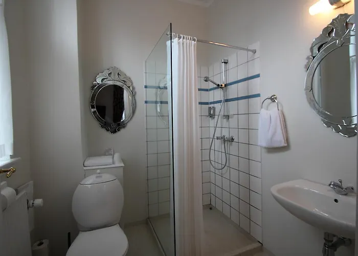 Manor House 4*