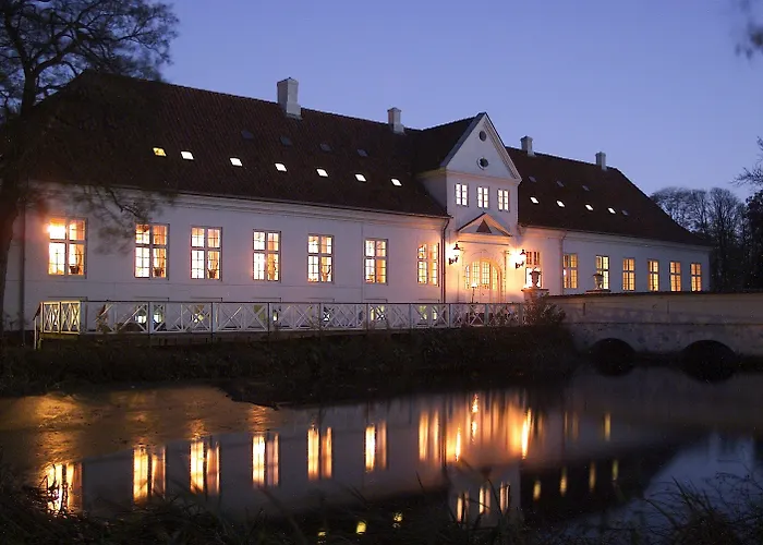 Manor House
